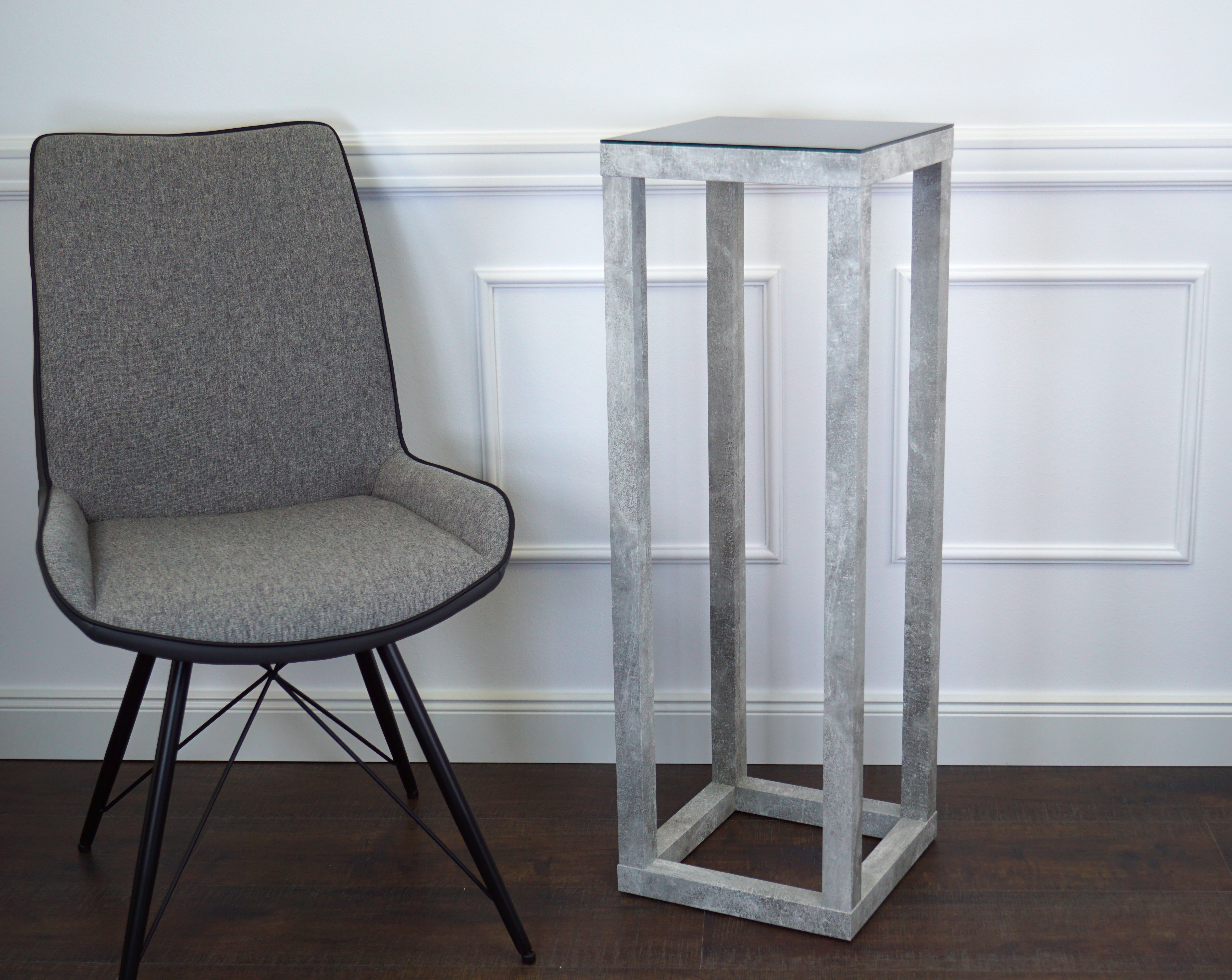 Blumensäule, Dekosäule "Cube", Gestell in Betonoptik, Glas in Schwarz, 30 x 30 x 90cm